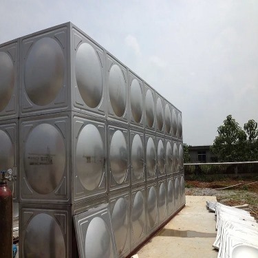 304不銹鋼方型水箱